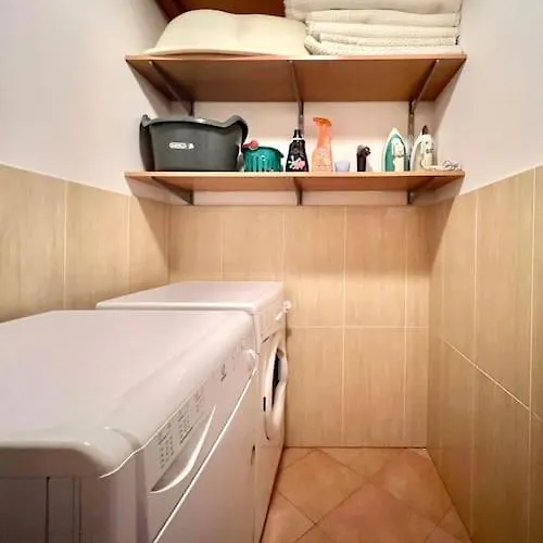 Apartamento T2 Com Vista Panoramica Sobre A Costa アパート